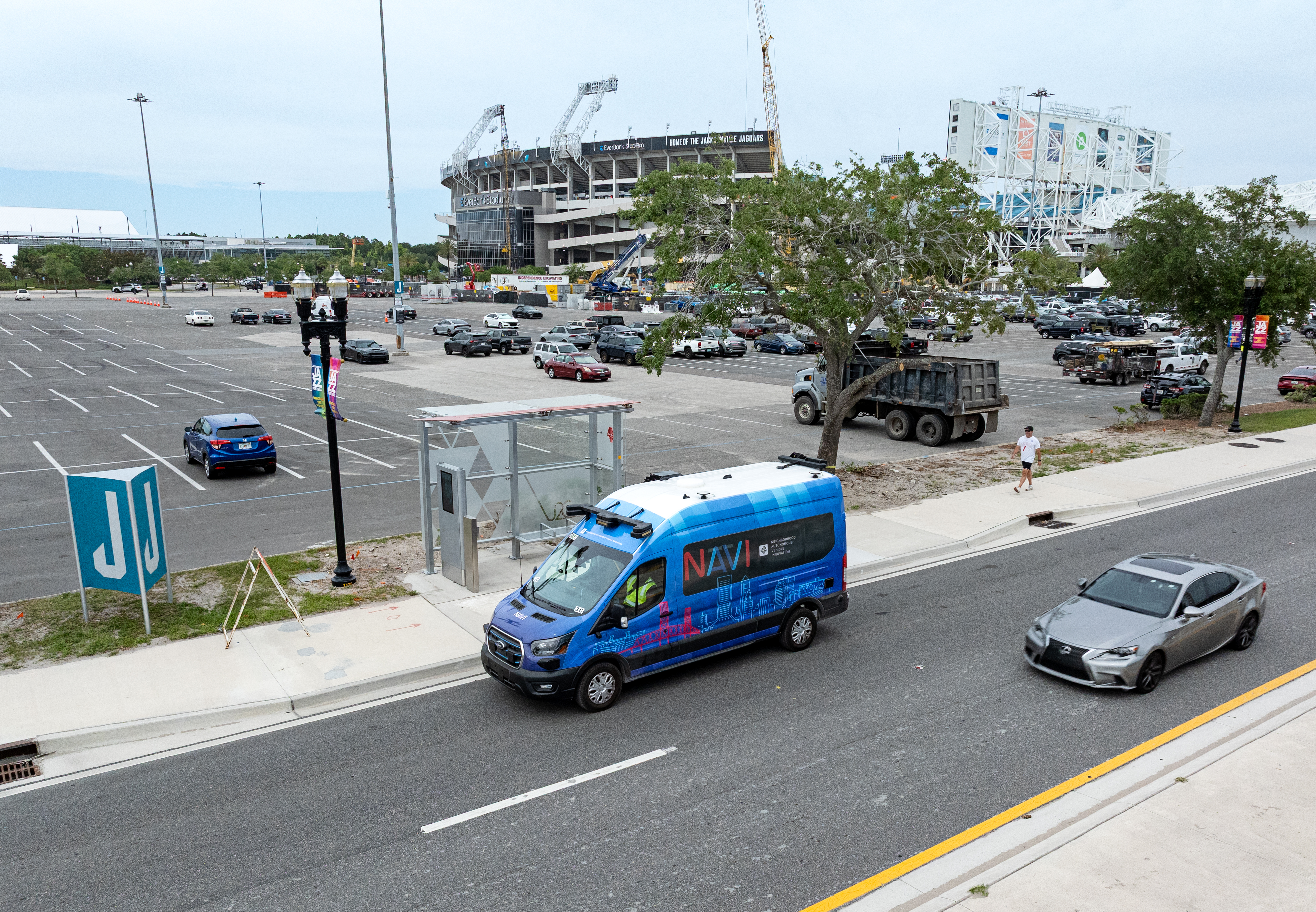 NAVI on Route 041.jpg